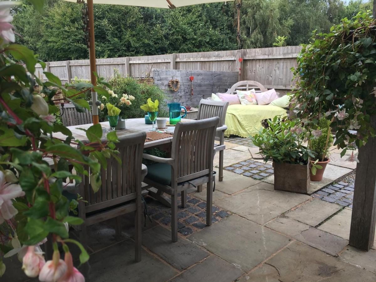 Bybrook Barn Bed & Breakfast Loughborough Exterior photo