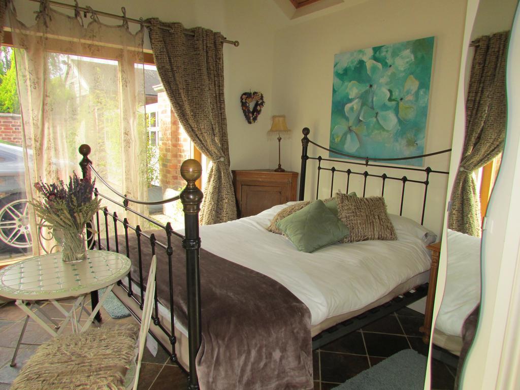 Bybrook Barn Bed & Breakfast Loughborough Exterior photo